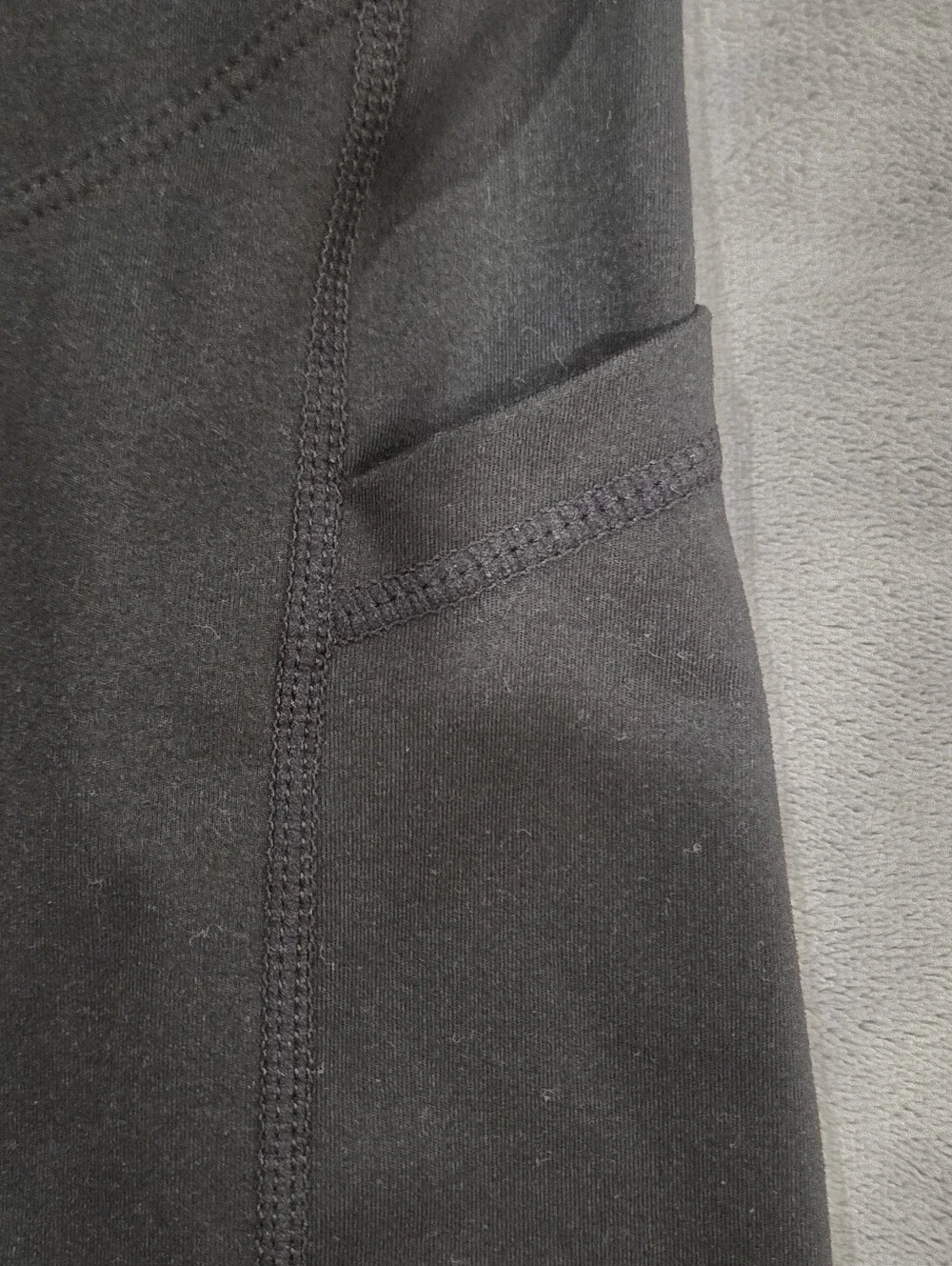 Women’s Black High-Waist Bike Shorts with Side Pockets